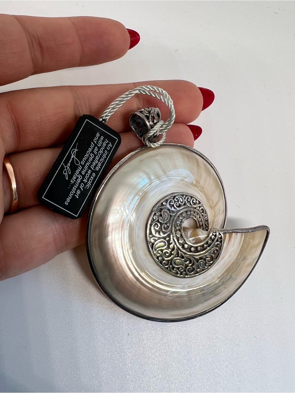 Exquisite NWT Samuel B Natural Shell and Sterling Silver Filigree Pendant